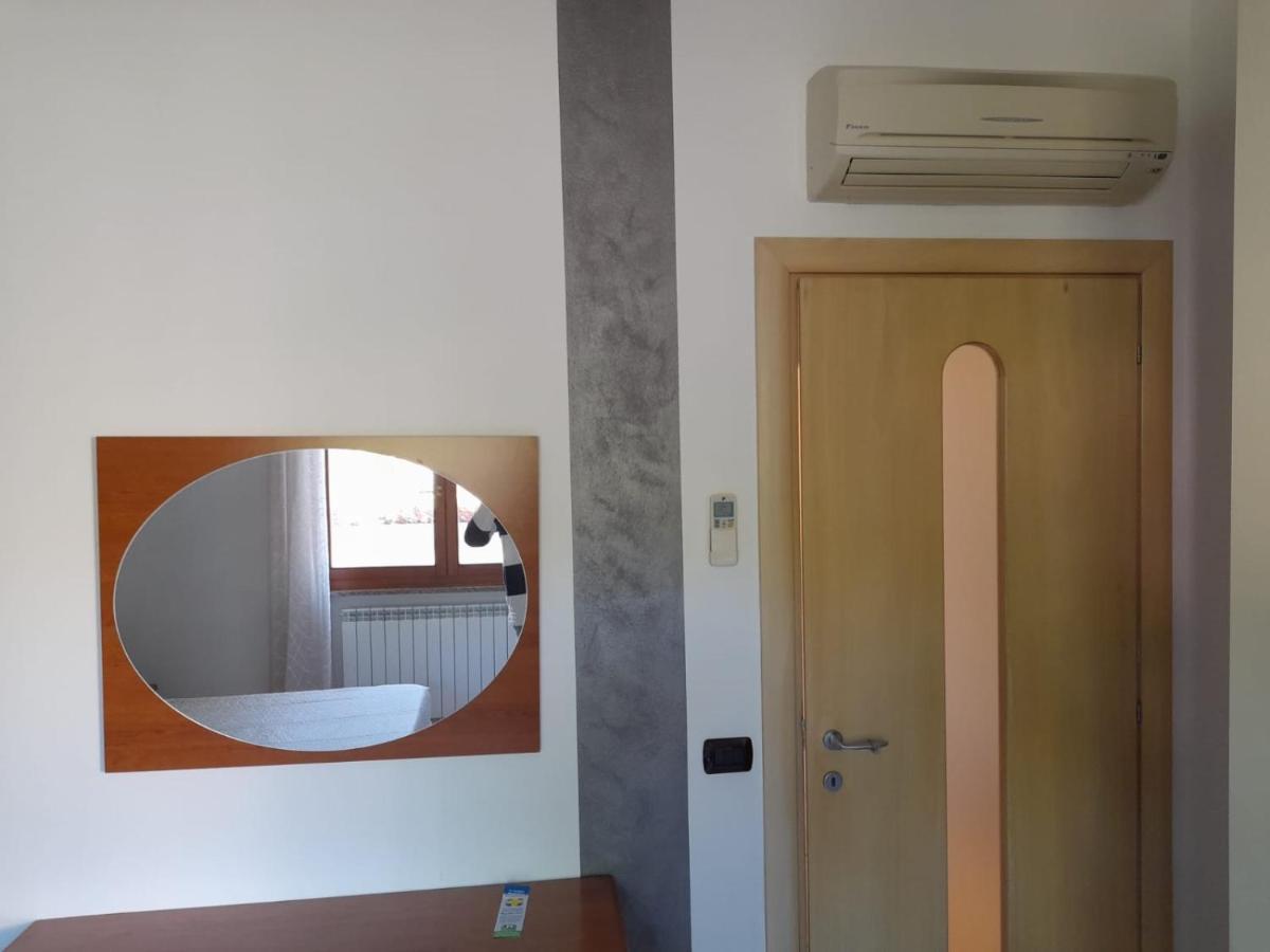 Casa El Paso Lejlighed Padenghe sul Garda Eksteriør billede